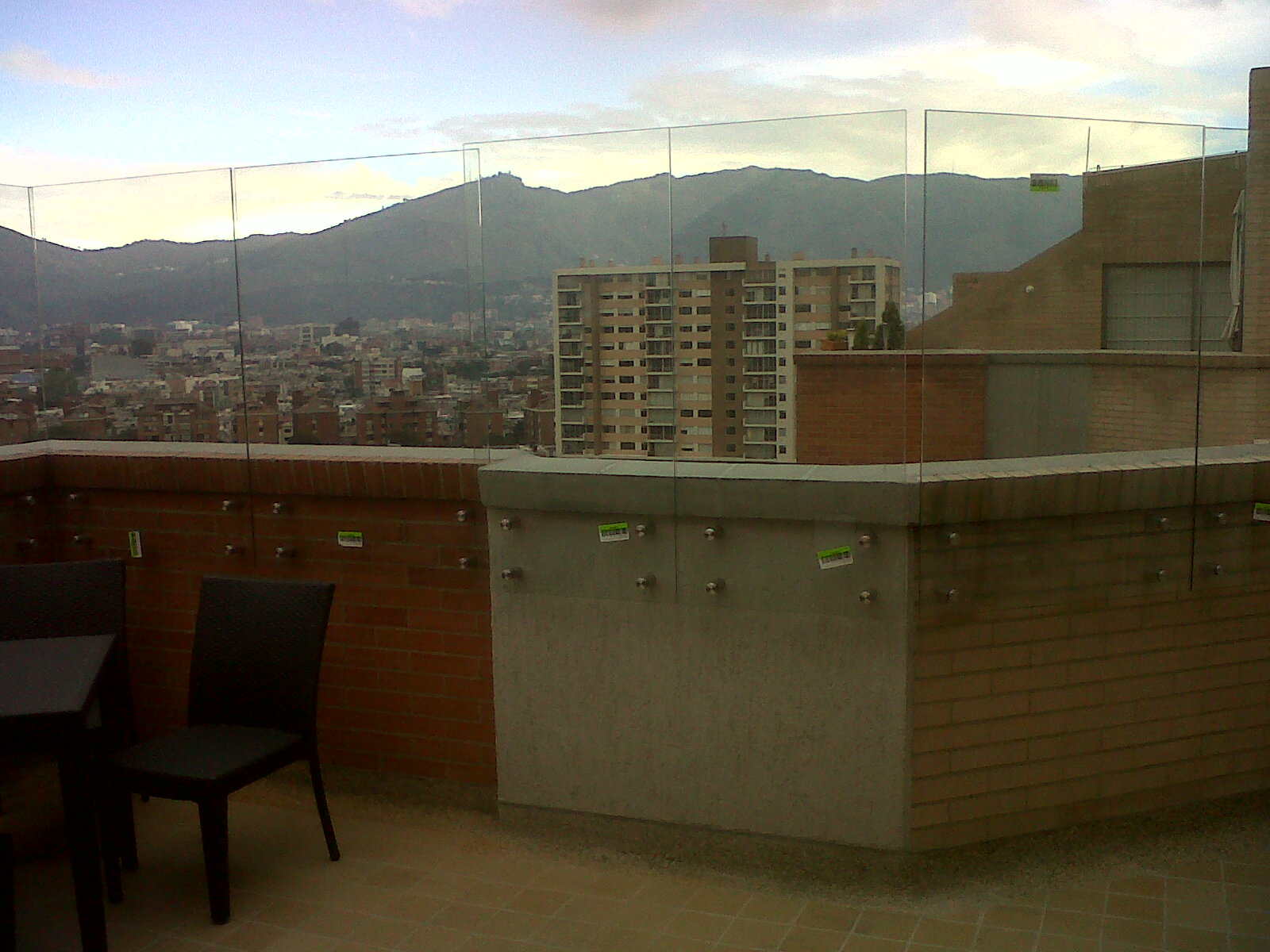 Barandas y cortavientos